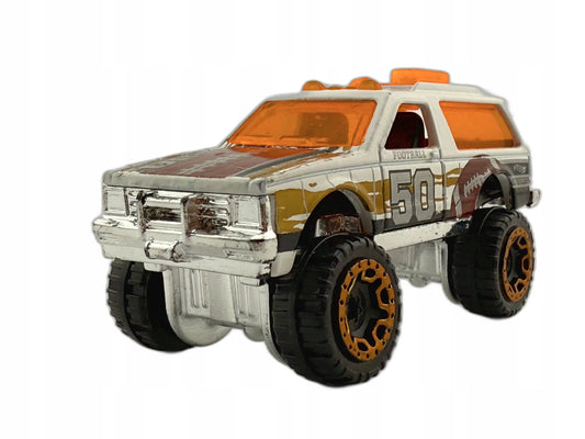 Blazer 4X4 HW J-IMPORTS Hot Wheels 2015 Biały 1:64