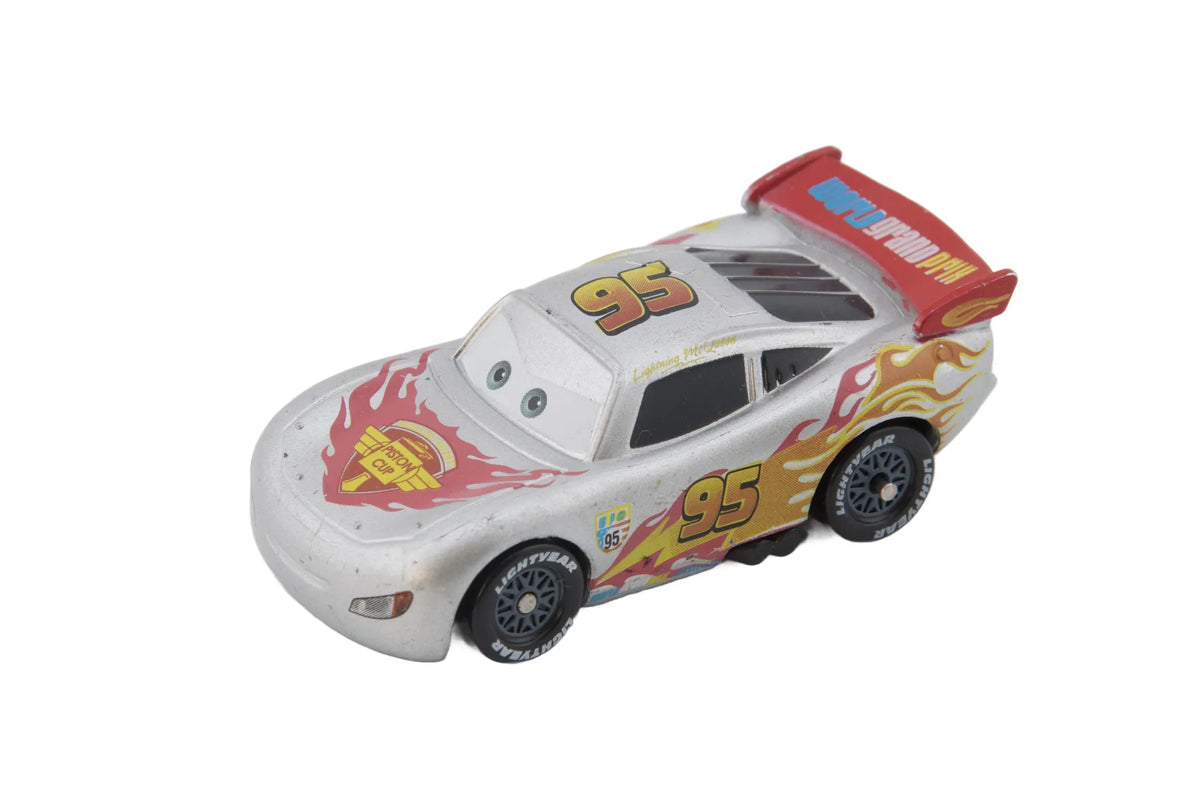 Zygzak Lightning Mcqueen Disney Srebrny 1:64