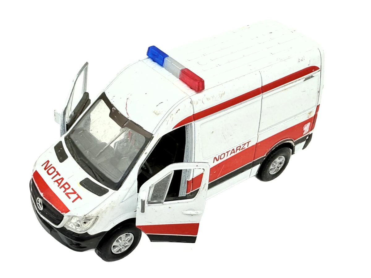 MERCEDES-BENZ SPRINTER PANEL VAN, Welly, Karetka Die cast 43730 Biały 1:43
