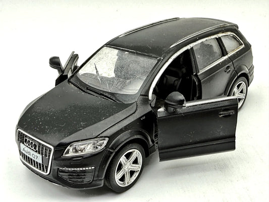 Audi Q7 V12 Tdi UNI Fortune 2016 1:36 SUV Luzak Czarny