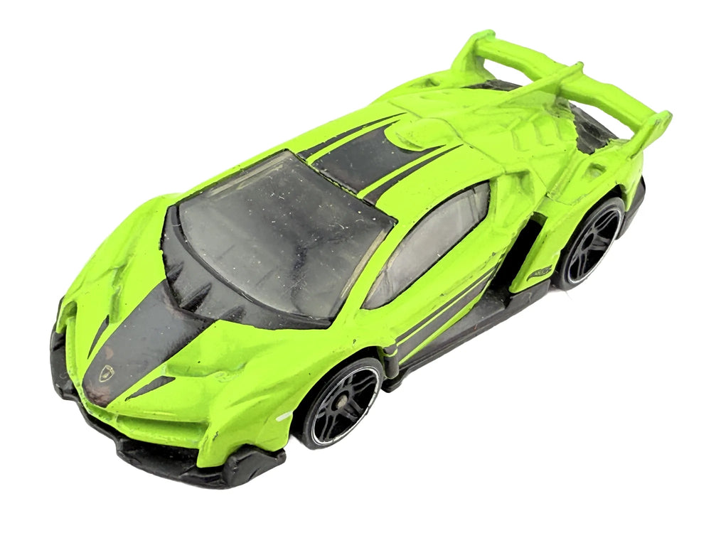 LAMBORGHINI VENENO, Hot Wheels 2013, Die cast J53, Zielony, 1:64, Resoraki