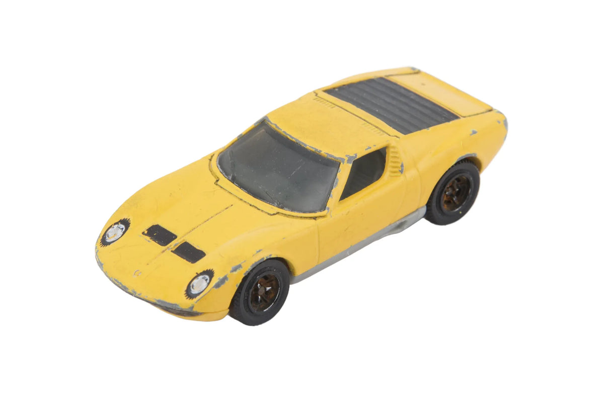 Lamborghini Miura P400S Matchbox Żółty 1:64