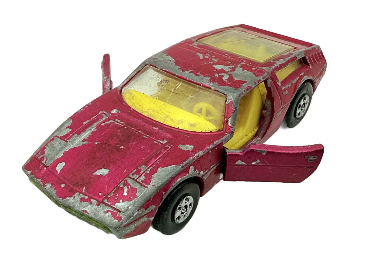 Maserati Bora Matchbox Różowy 1:60 Made in Anglia