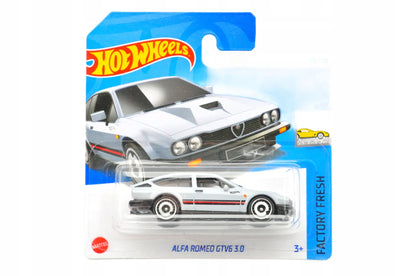 Alfa Romeo Gtv6 3.0 Hot Wheels 2024 Biały 1:64