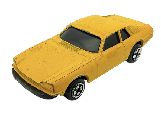 JAGUAR XJ-S Corgi '80 Żółty 1:64 Made in Wielka Brytania