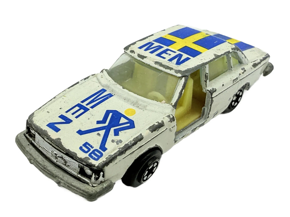 Sedan Wyścigowy Yatming Biały 1:64