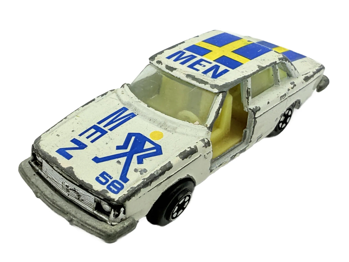 Sedan Wyścigowy Yatming Biały 1:64