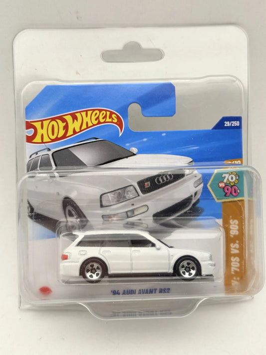 '94 Audi Avant Rs2 HW: '70s Vs. '90s Hot Wheels 2025 Biały 1:64 Protektor