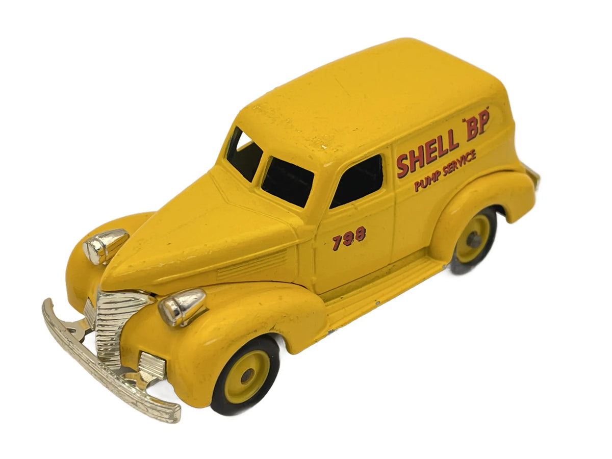 Shell 'Bp' Pump Service Van, Days Gone by Lledo, Made in England, 1:43