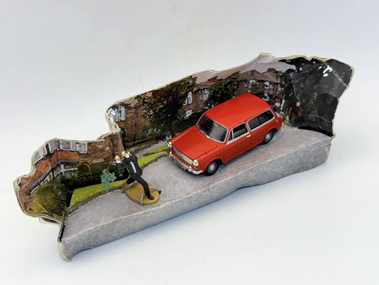 AUSTIN 1300 COUNTRYMAN Corgi '70 Czerwony 1:43 Figurka