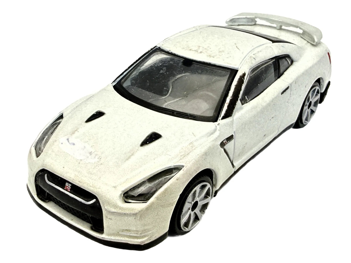 2009 NISSAN GT-R, Bburago 2009, Die cast 1143, Biały, 1:43, Resoraki