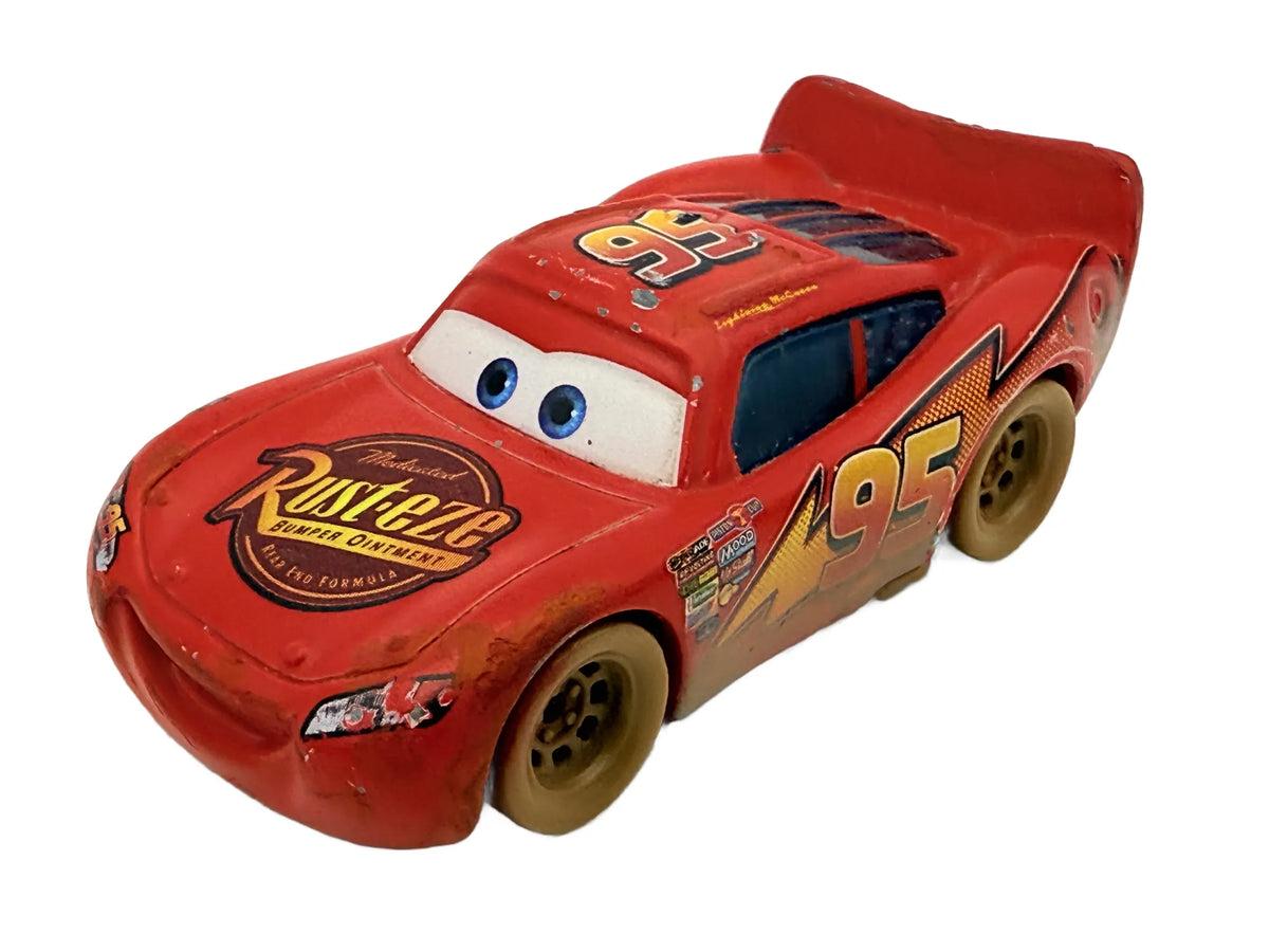 Zygzak Mcqueen, Mattel, Autka - Disney Pixar, resoraki, die cast, 1:55
