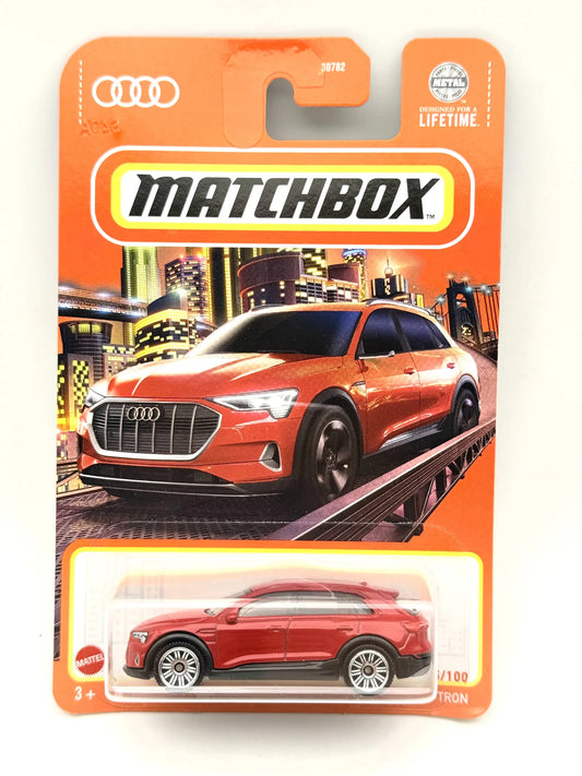 AUDI E-TRON QUATTRO, Matchbox 2023, Die cast 30782 Czerwony, 1:64, Resoraki