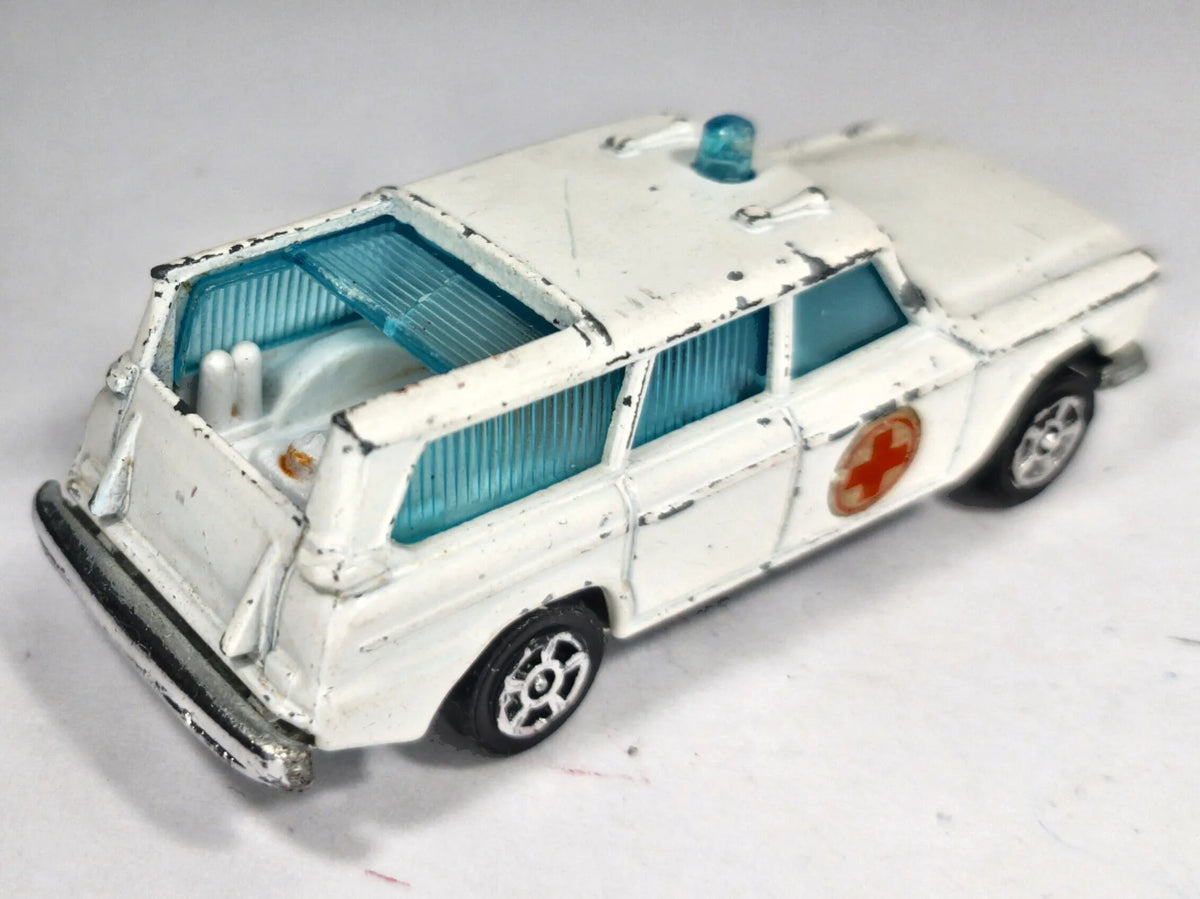 STUDEBAKER WAGONAIRE Whizzwheels Corgi '70 Biały 1:58 Made in Gt Britain – zdjęcie 3