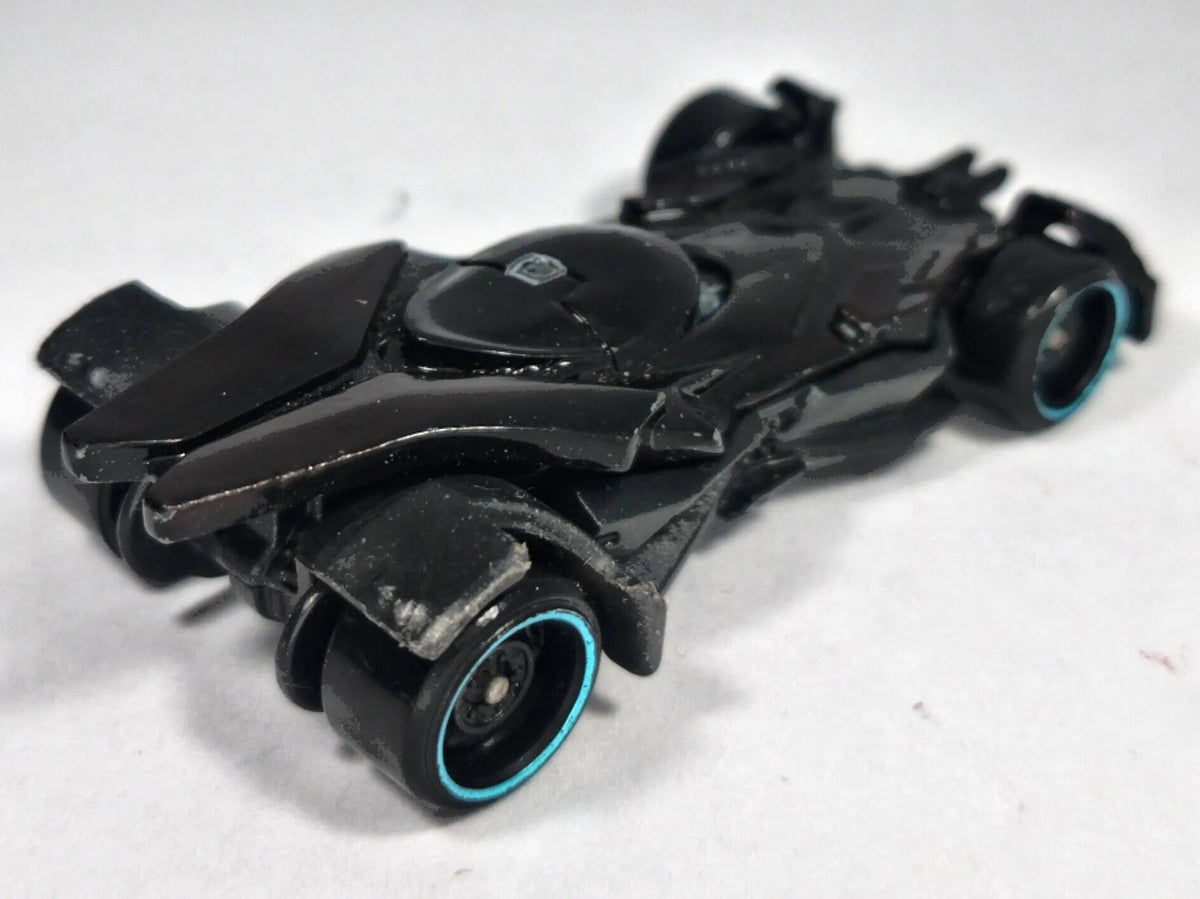 Batmobile DC Comics Batman Hot Wheels 2015 Czarny 1:64 – zdjęcie 3