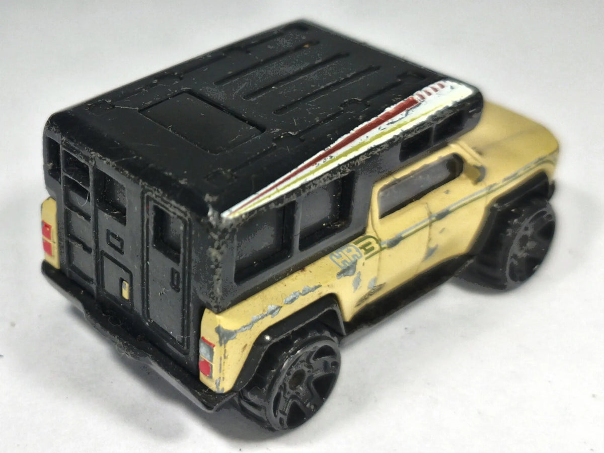 Jeep Cherokee Fastlane 1:64 Kamper 4x4 Luzak – zdjęcie 3