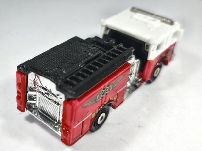 Pierce Dash Fire Engine Matchbox 1:64 Wóz strażacki Luzak Straż pożarna – zdjęcie 3