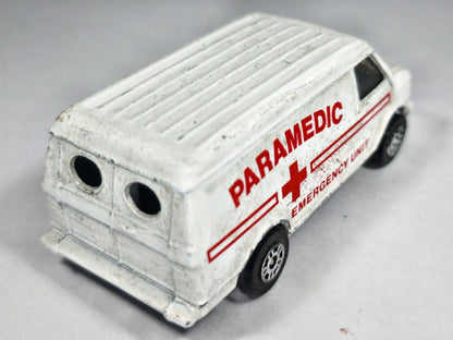 CHEVROLET CUSTOM VAN Corgi '80 Biały 1:70 Paramedic Ambulans – zdjęcie 3