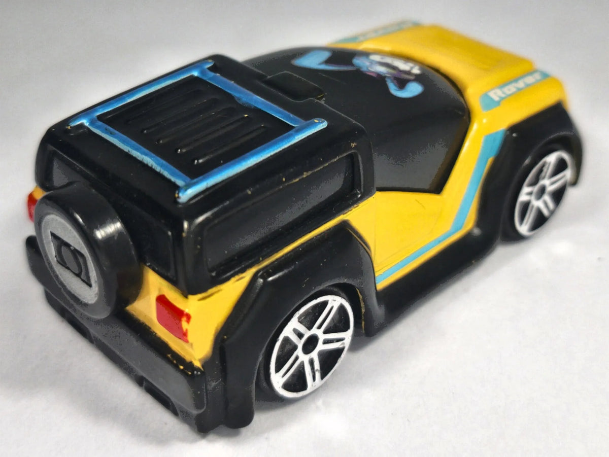FM ROVER, Królik Bugs, Vintage Maisto, Die cast 11042, Żółty 1:64, Resoraki – zdjęcie 3