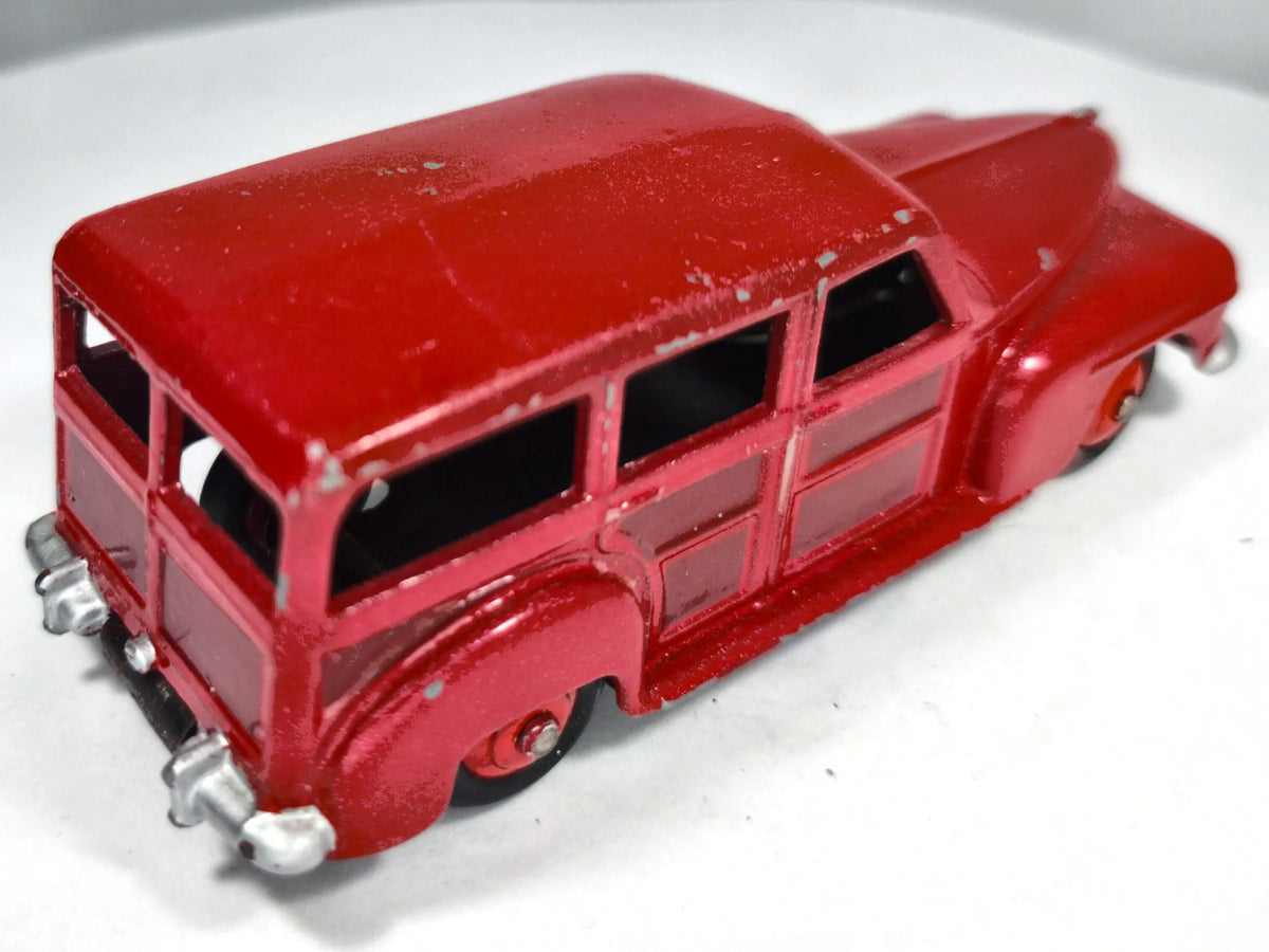 Plymouth Estate Car "Woody" wagon Dinky Toys '50 Czerw 1:43 Made in England – zdjęcie 3