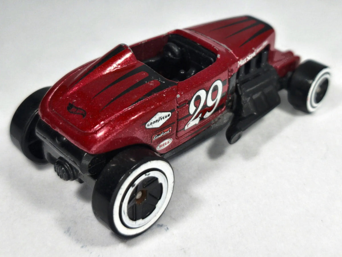 MAX STEEL #29 Hot Wheels 2021 Bordowy 1:64 – zdjęcie 3