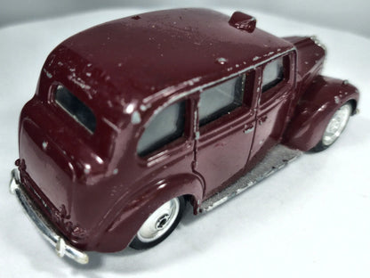 FX3 LONDON TAXI Ertl '80 Bordowy 1:32 – zdjęcie 3