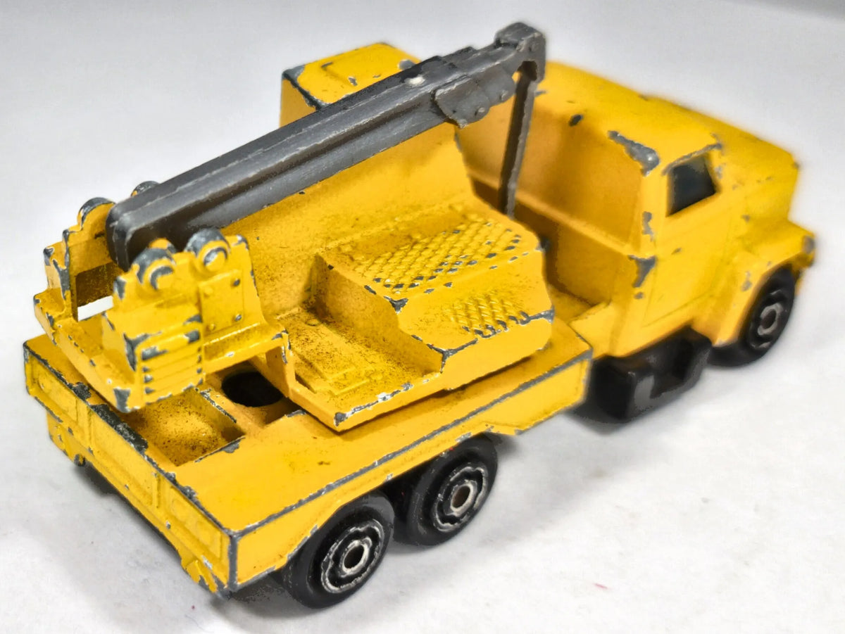 GMC Brigadier Crane Truck Majorette '80 Żółty 1:87 Made in France – zdjęcie 3