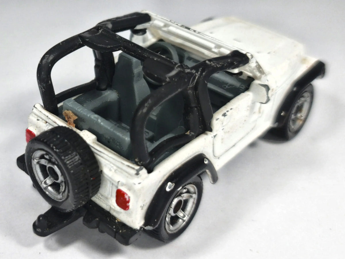 Jeep Wrangler TJ SIKU 1:50 Luzak Biały – zdjęcie 3