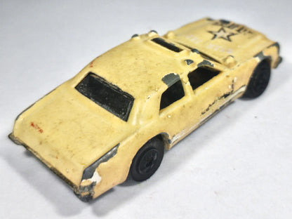 SHERIFF PATROL JAK DODGE MONACO, Hot Wheels 1977, Kremowy, 1:64, Resoraki – zdjęcie 3