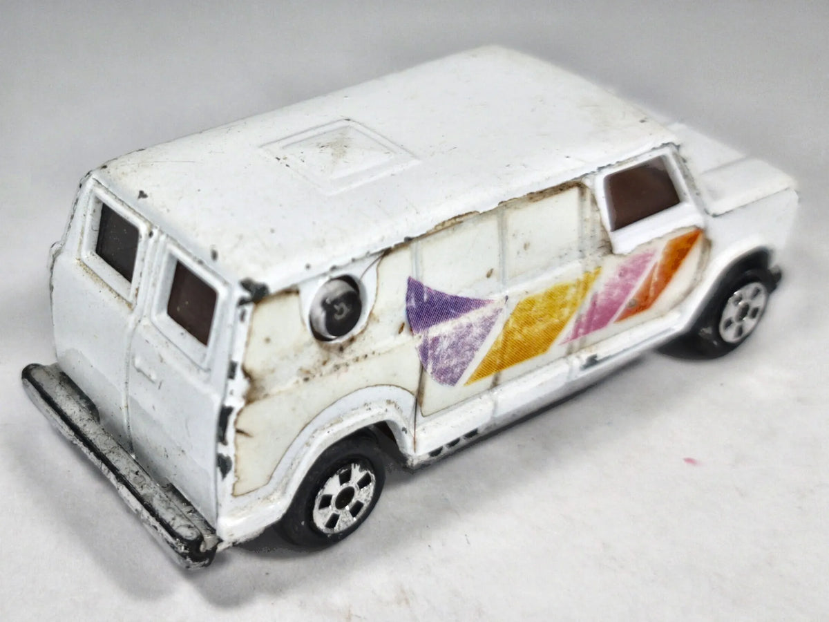 Super U.S. Van Zylmex '70 Biały 1:64 Vintage Model – zdjęcie 3