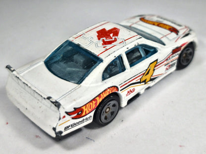 '10 Chevy Impala Hot Wheels 2010 Biały 1:64 Race Car – zdjęcie 3