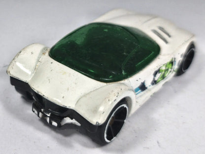 Golden Arrow Hot Wheels 2013 HW CITY 1:64 Luzak Biały – zdjęcie 3