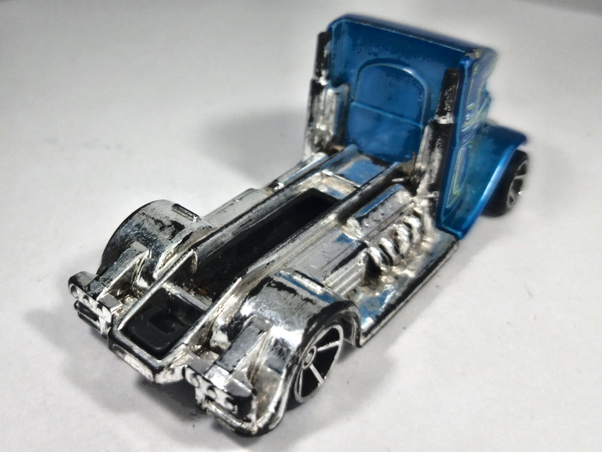 Fast-Bed Hauler Hot Wheels 2013 1:64 Luzak Niebieski – zdjęcie 3