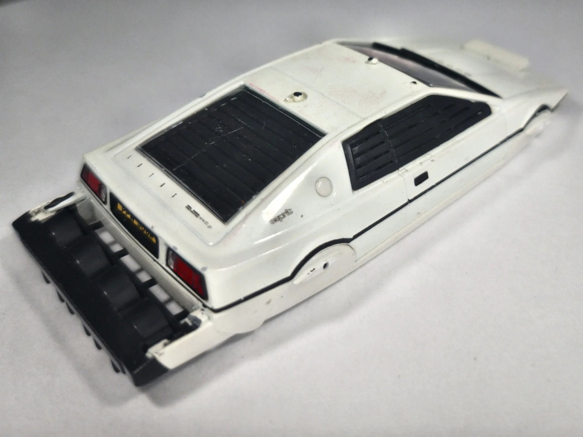 LOTUS ESPRIT SUBMARINE, Universal Hobbies, Die cast, Biały, 1:43, Resoraki – zdjęcie 3