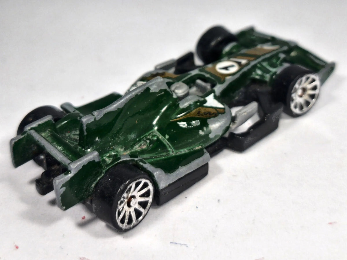 Formuła F1 Racer Hot Wheels 2011 Zielony 1:64 – zdjęcie 3