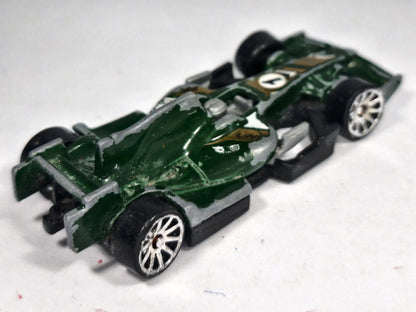 Formuła F1 Racer Hot Wheels 2011 Zielony 1:64 – zdjęcie 3