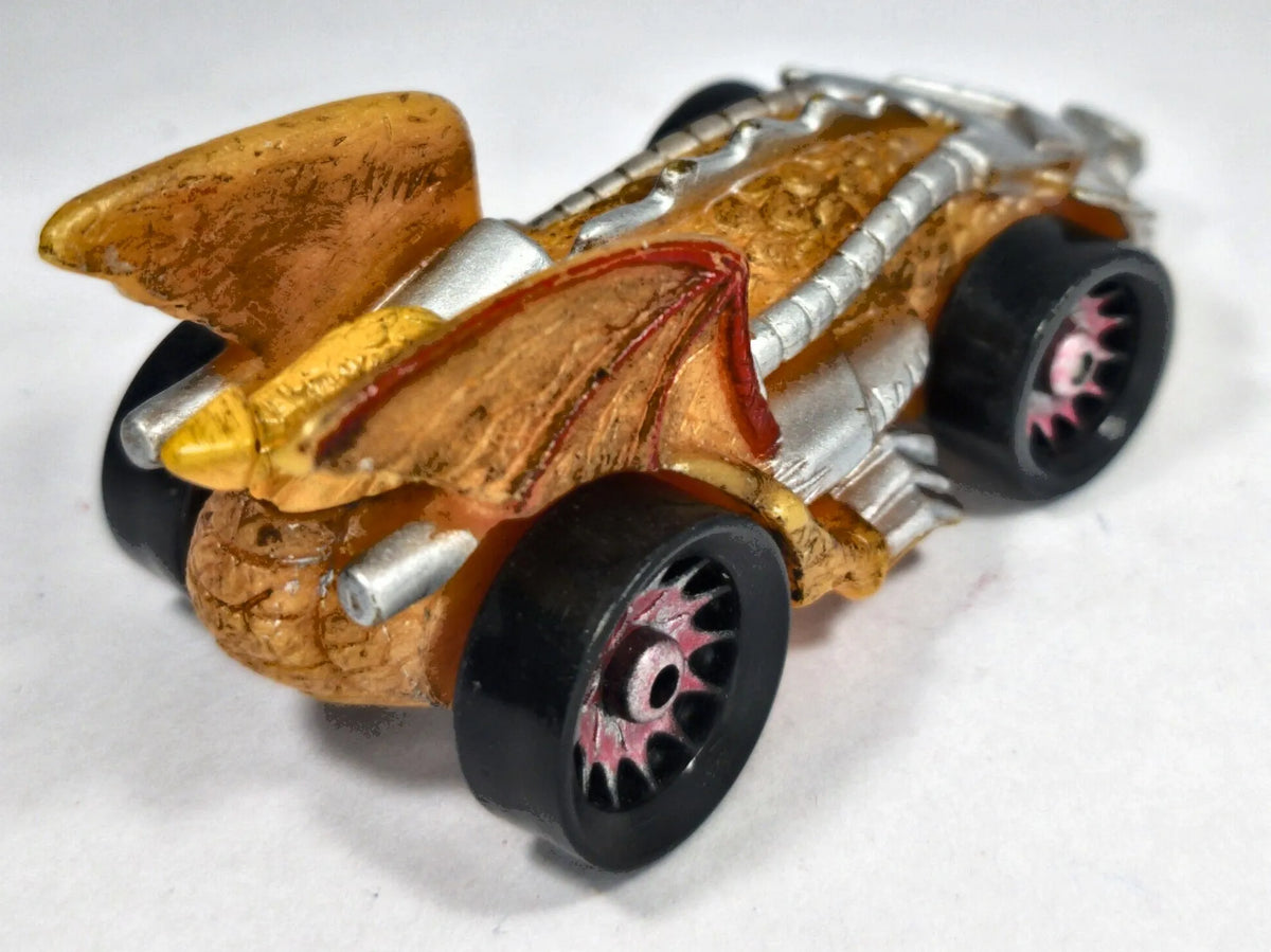 PIRATES, DRAGON SPEEDER Disney Złoty 1:64 – zdjęcie 3