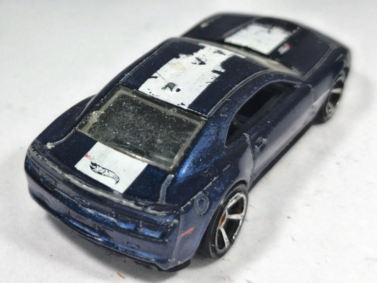 Chevrolet Camaro ZL1 Hot Wheels 2020 1:64 Luzak Niebieski Muscle Car – zdjęcie 3