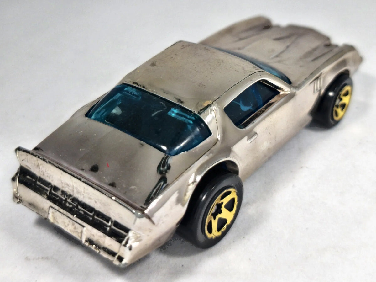 COUPE Hot Wheels 1982 Srebrny chrom 1:64 – zdjęcie 3