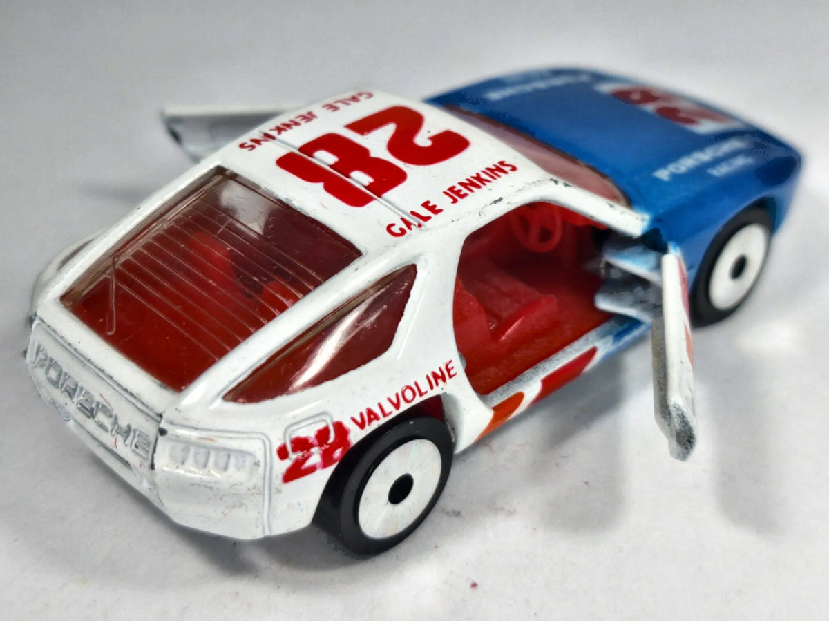 PORSCHE 928 Lasers Matchbox 1979 Biały 1:61 Made in Macau – zdjęcie 3