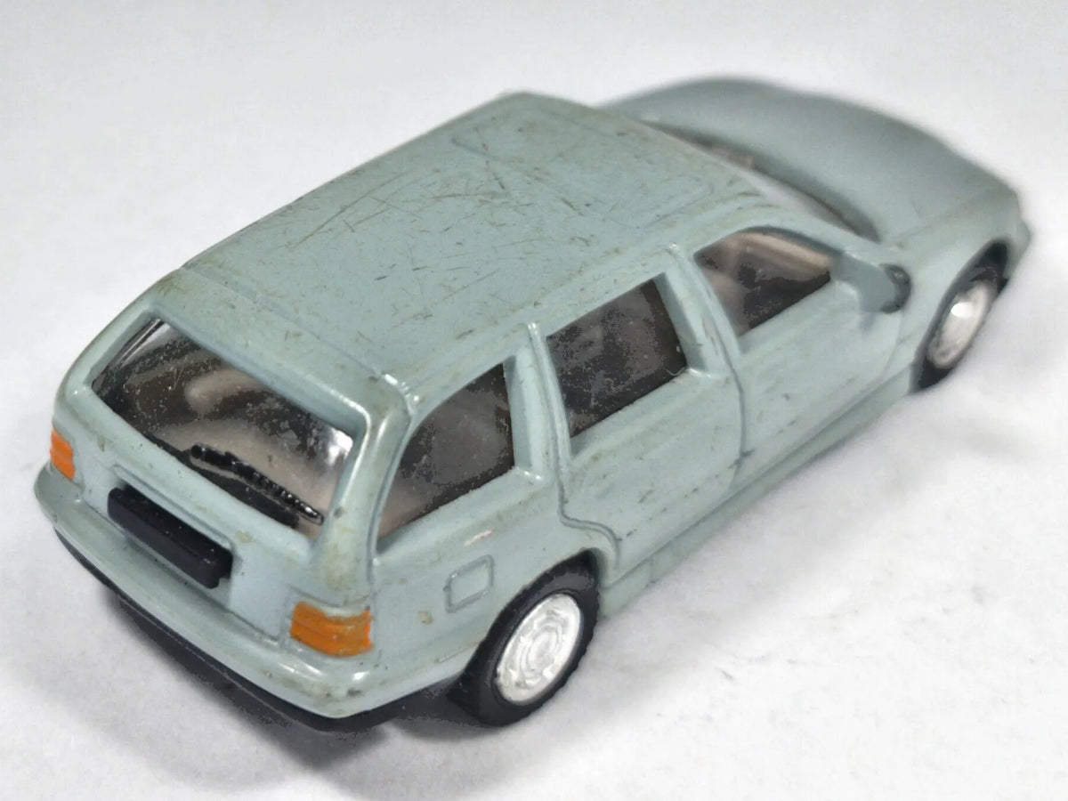BMW 325I Touring Cararama 1:64 Kombi Luzak Zielony – zdjęcie 3