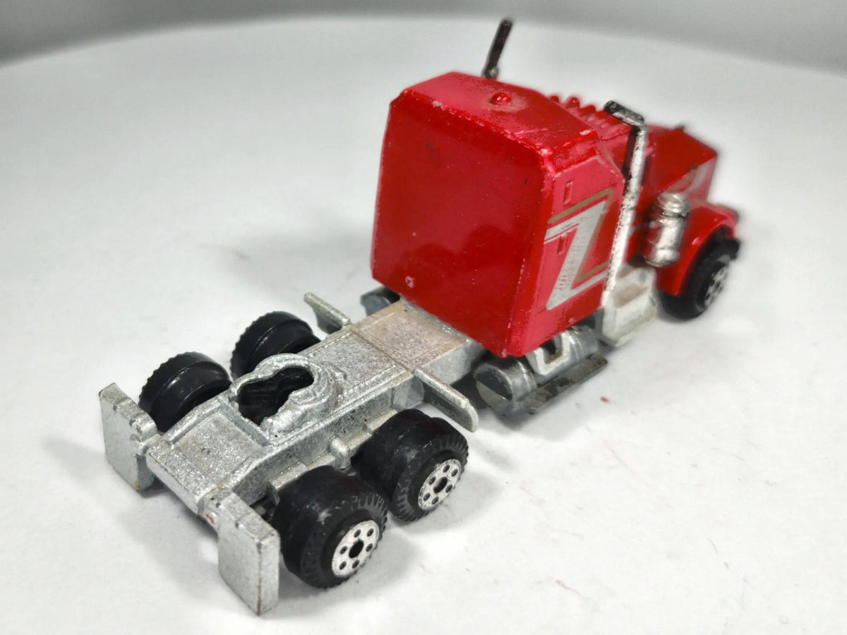 Kenworth W900 Yatming Czerwony 1:87 – zdjęcie 3