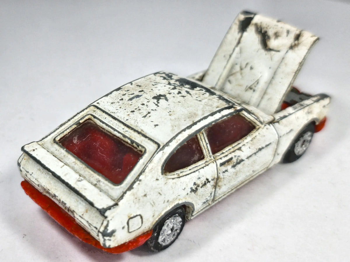 Ford Capri Corgi '80 Biały 1:56 Made in England – zdjęcie 3