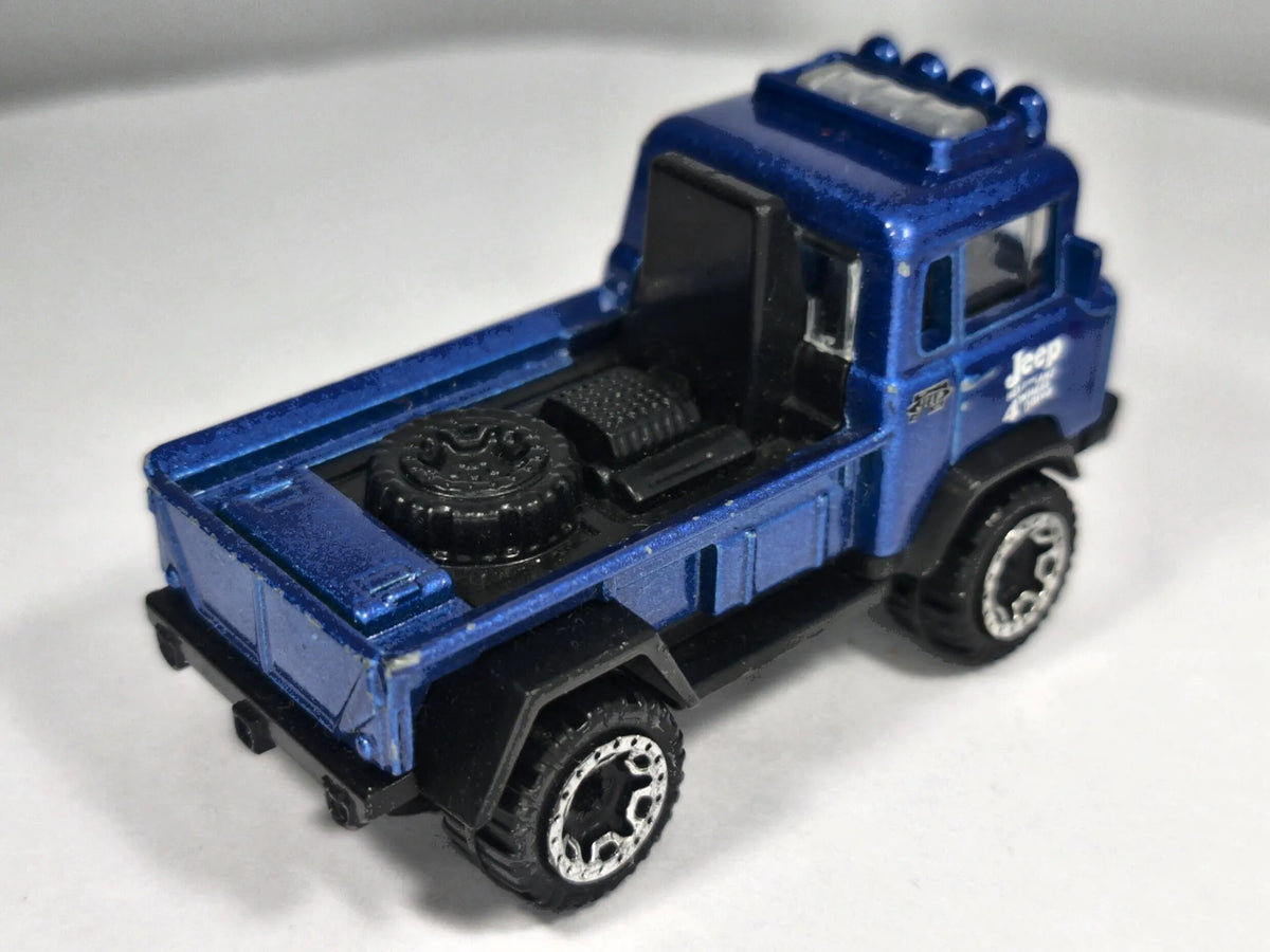 '57 JEEP FC Hot Wheels 2023 Niebieski 1:64 – zdjęcie 3