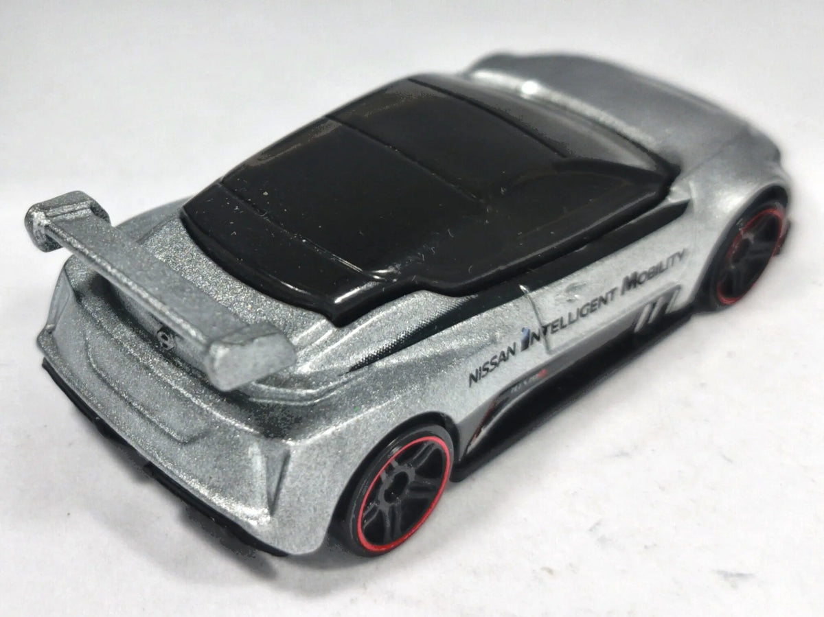 Nissan Leaf Nismo RC_02 Hot Wheels 2020 HW Green Speed 1:64 Luzak Srebrny – zdjęcie 3