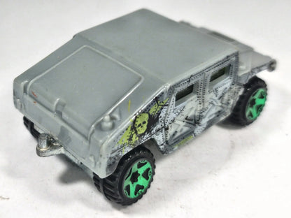 Hummer H1 Hot Wheels 1:64 Luzak Szary – zdjęcie 3