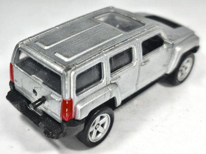 Hummer H2 Welly 1:64 Luzak Srebrny – zdjęcie 3