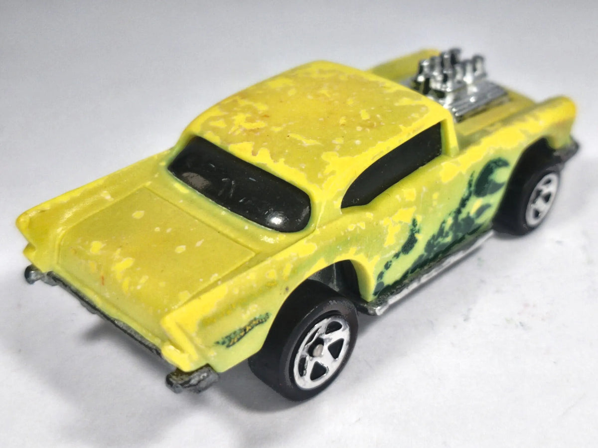 1957 CHEVY, Hot Wheels 1976, Die cast, Żółty Color Shifters, 1:64, Resoraki – zdjęcie 3
