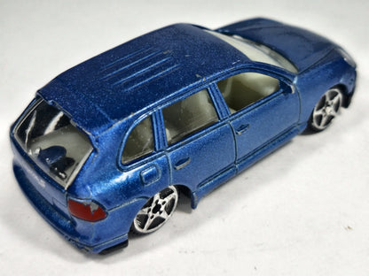 2005 Porsche Cayenne Motor Max Niebieski 1:64 – zdjęcie 3