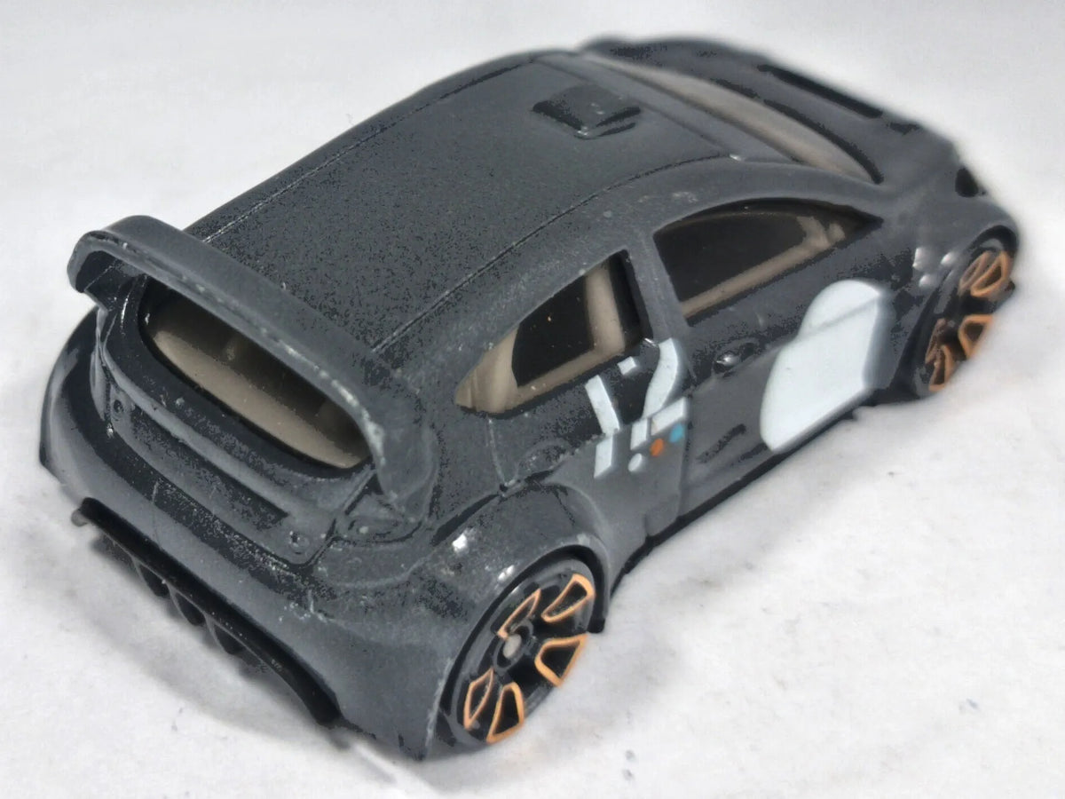 Ford Fiesta Hot Wheels 2011 1:64 12 Luzak Czarny – zdjęcie 3